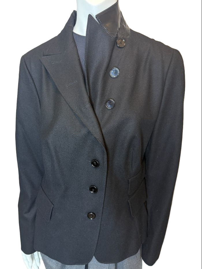 Akris Punto Black Wool-Blend Tailored Blazer with Glossy Trim – Size 14
