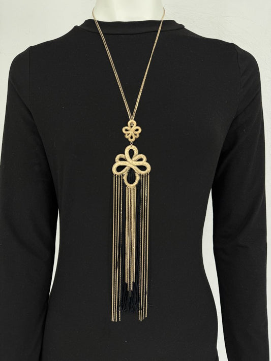 Chanel Paris-Shanghai Métiers d’Art 2010 Gold &amp; Black Silk Tassel Necklace – Signed 10A