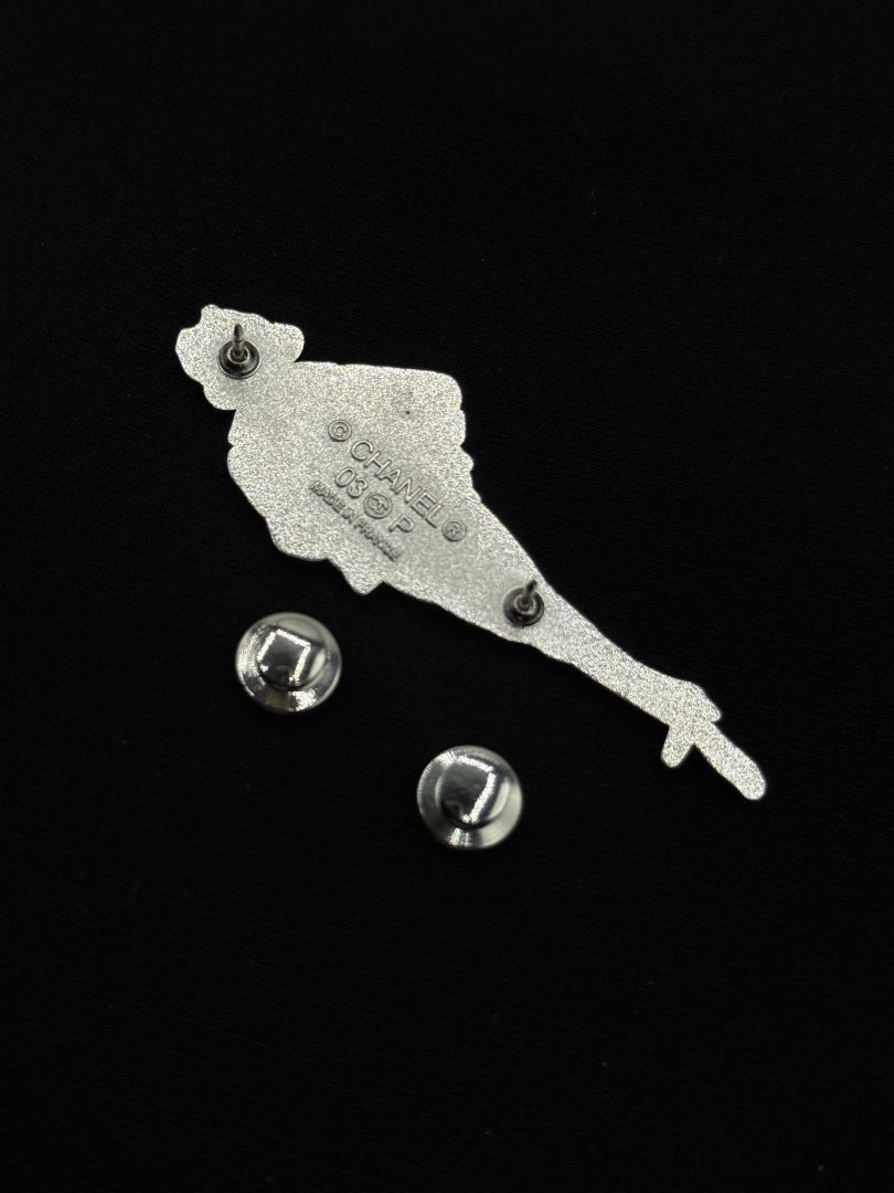 Chanel 03P Silver-Tone “Young Coco Chanel” Silhouette Brooch – Excellent Condition