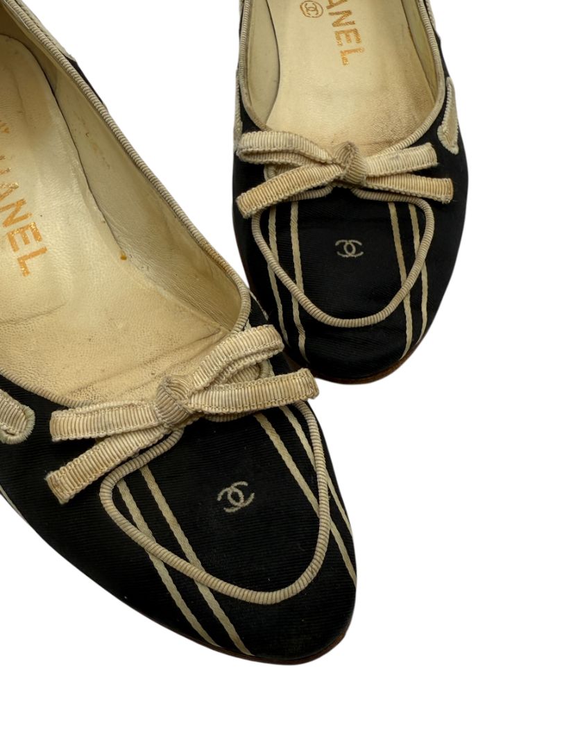 Chanel Black & Cream Canvas Logo Bow Espadrille Flats – Size 36 – Good Preowned Condition