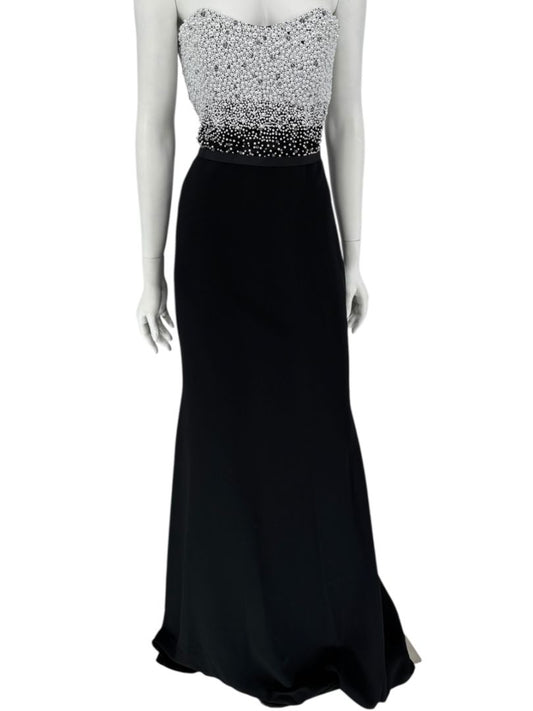 Pamella Roland Black Strapless Gown Silver Pearl Crystal Beaded Bodice Size 8 Evening Dress