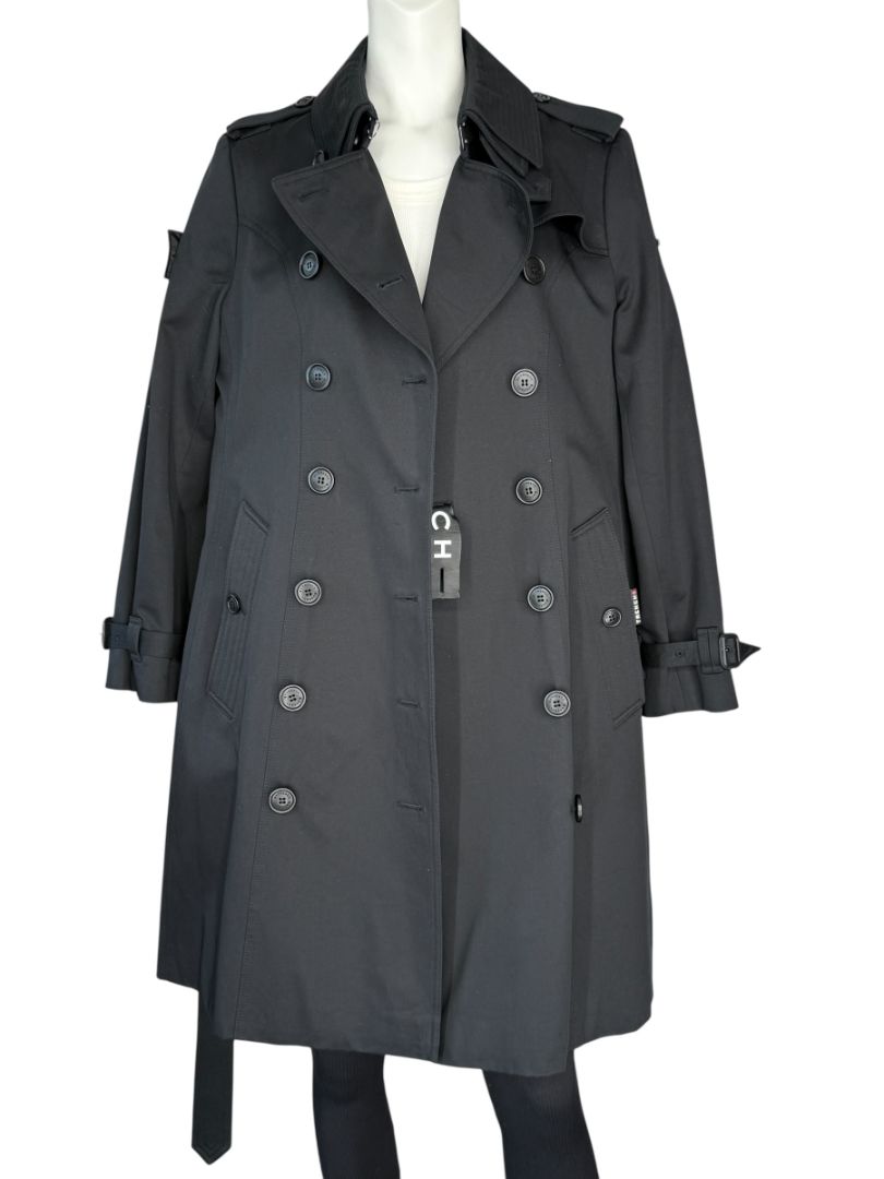 NWT Trench London “The Queen” Classic Tailored Trench Coat – Size XL