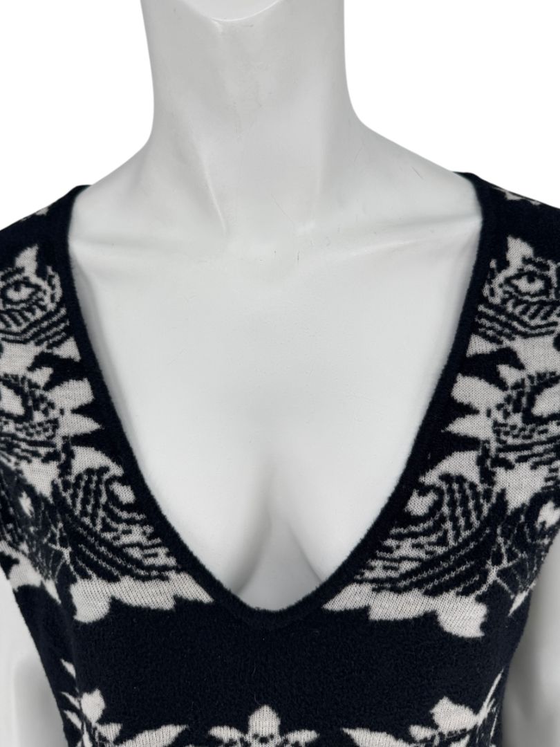 Chanel Black & Ivory Wool-Blend Deep V-Neck Sweater – Size FR 44