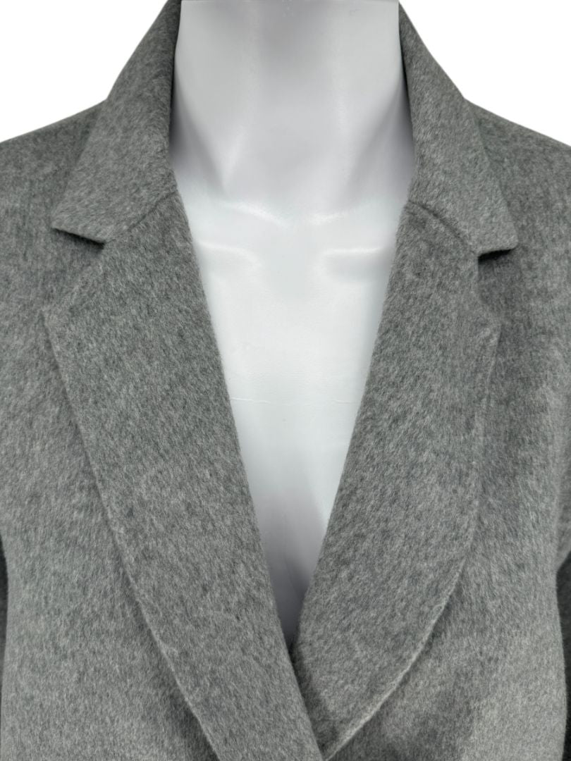 Akris Light Grey Double-Breasted Cashmere Coat - Size US 6