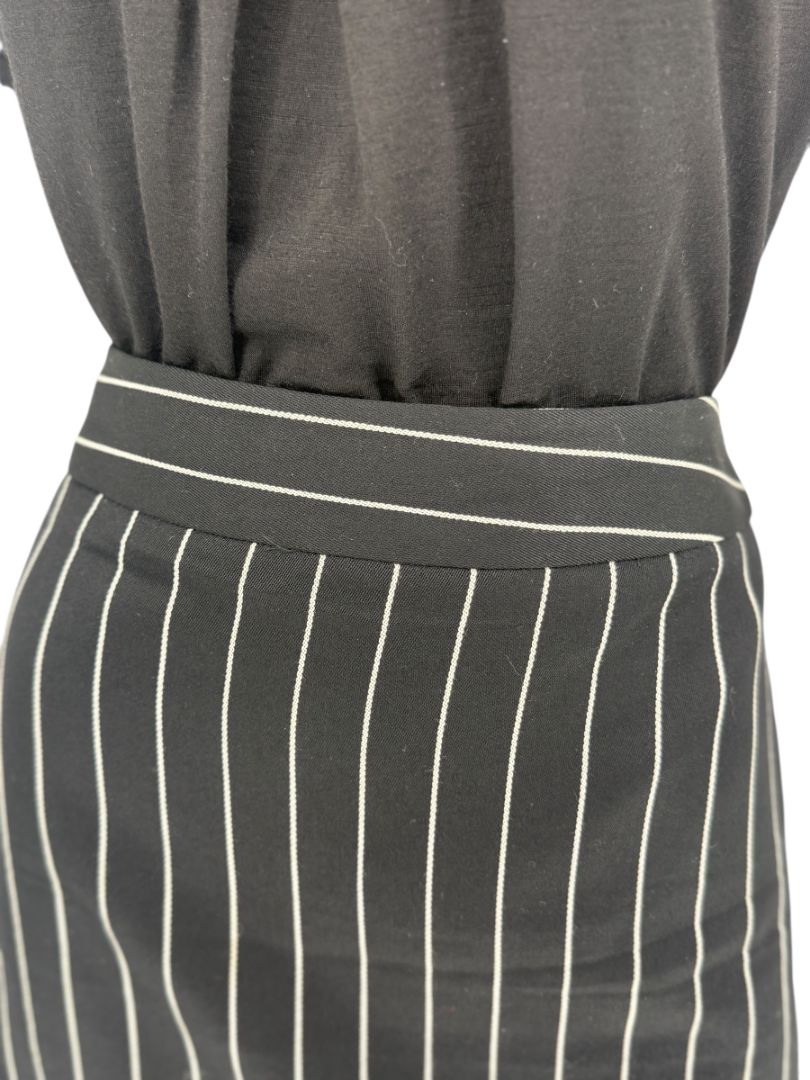 Armani Collezioni Black Pinstripe Wool Skirt – Size 12