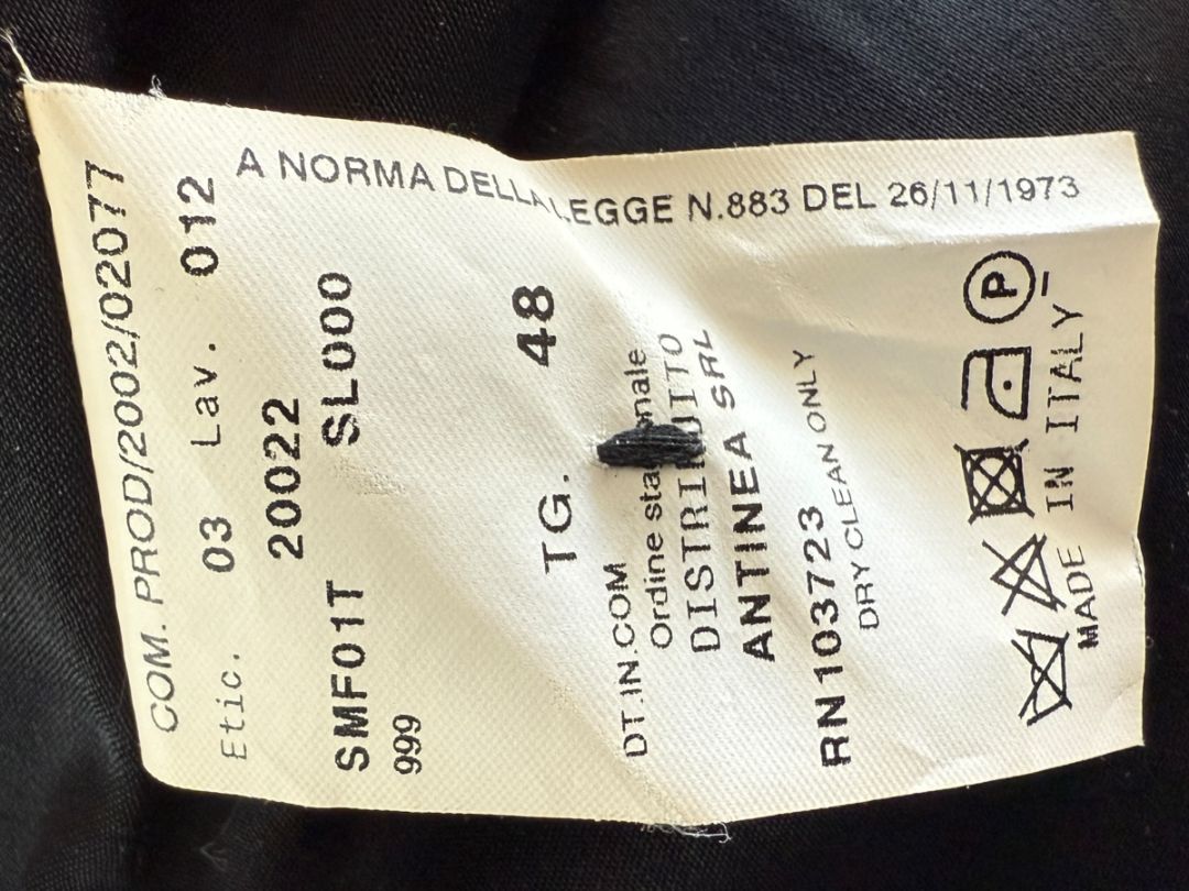 Armani Collezioni Black Rosette-Collar Tailored Jacket – Size 12