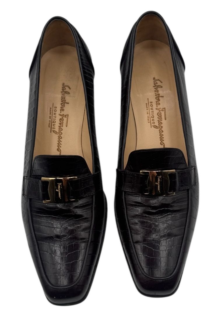 Salvatore Ferragamo Black Croc-Embossed Leather Loafers with Gold Gancini – Size 8.5 B (Made in Italy)