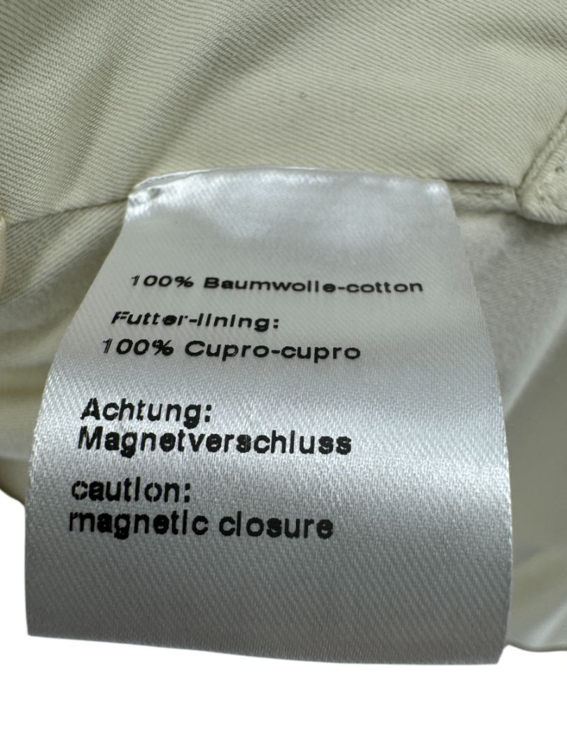 A-K-R-I-S- Cream Magnetic Closure Cotton Coat – Size 6