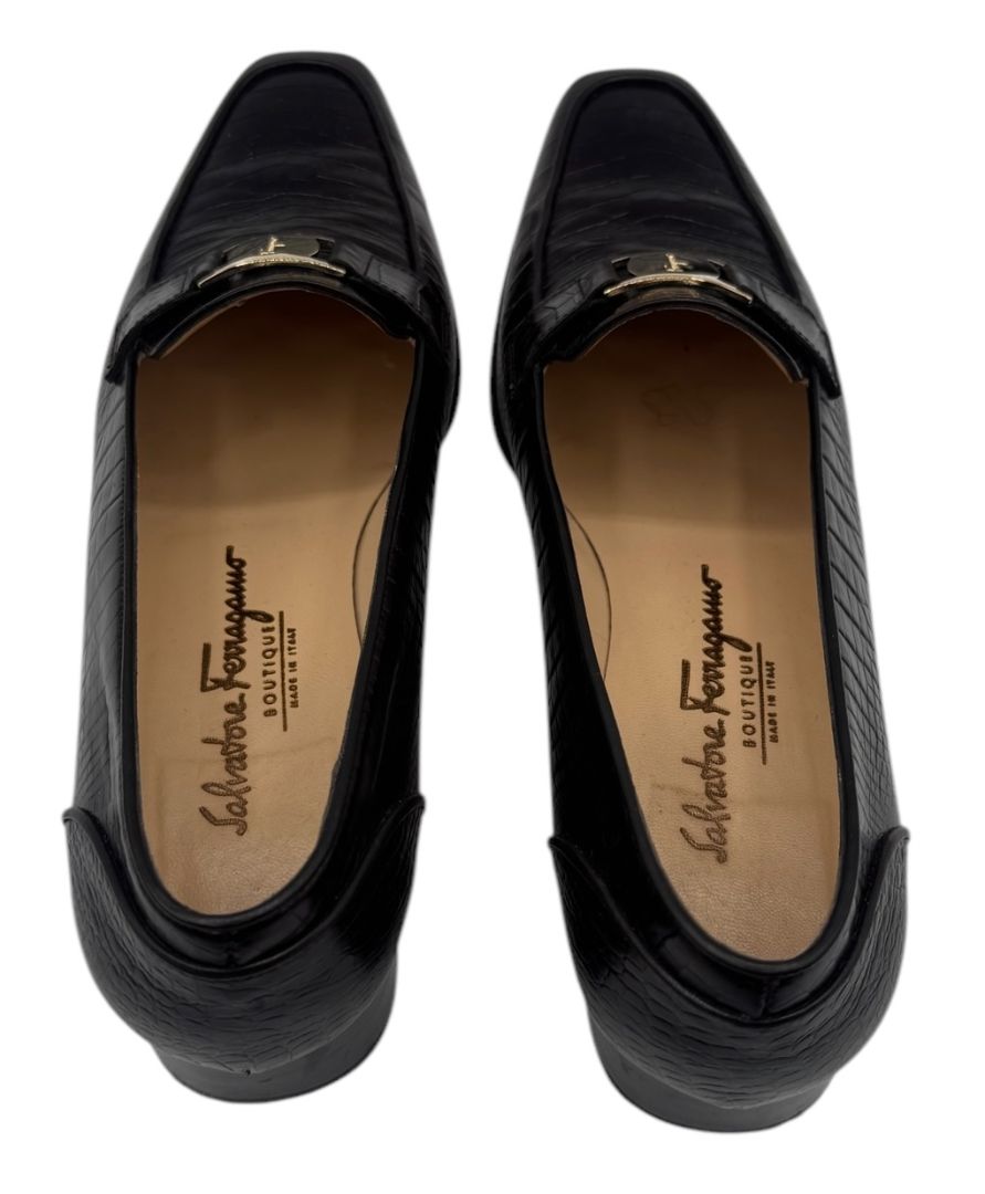 Salvatore Ferragamo Black Croc-Embossed Leather Loafers with Gold Gancini – Size 8.5 B (Made in Italy)