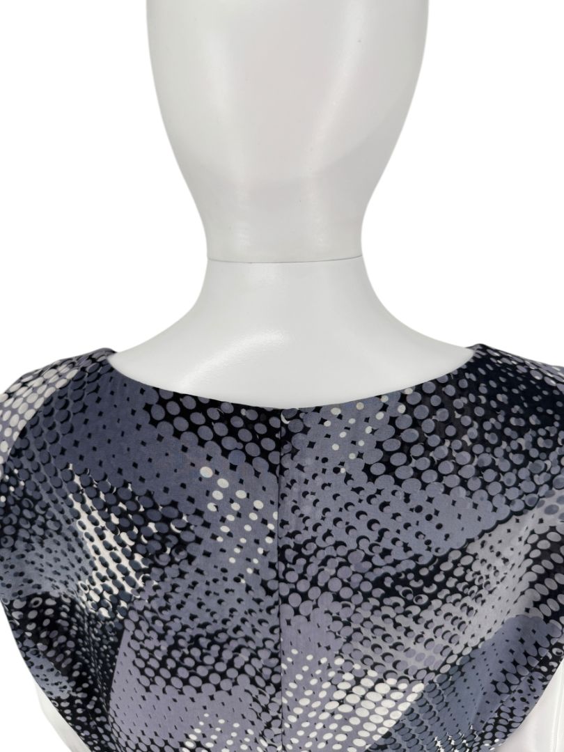 Armani Collezioni Grey & Black Abstract Dot Pleated Dress – Size 12 / IT 48