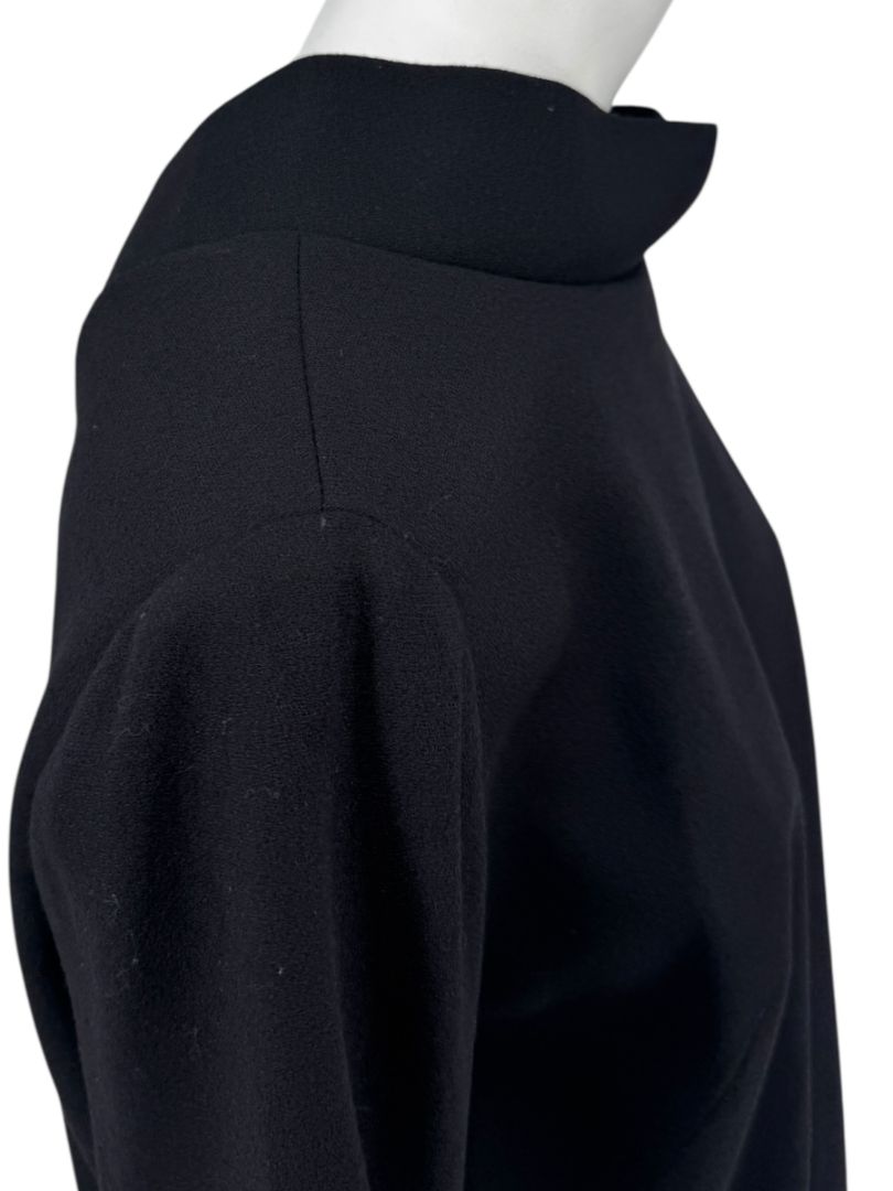 Pamella Roland Black Sculptural Shift Dress – Large