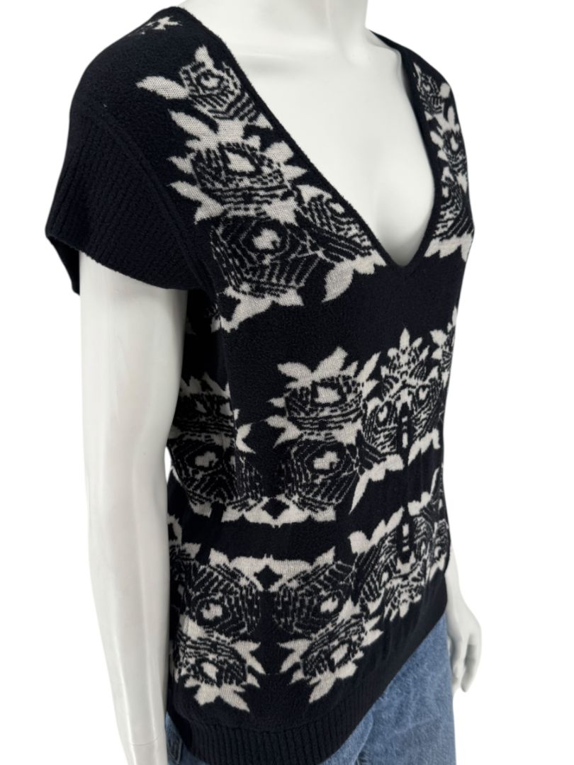 Chanel Black & Ivory Wool-Blend Deep V-Neck Sweater – Size FR 44
