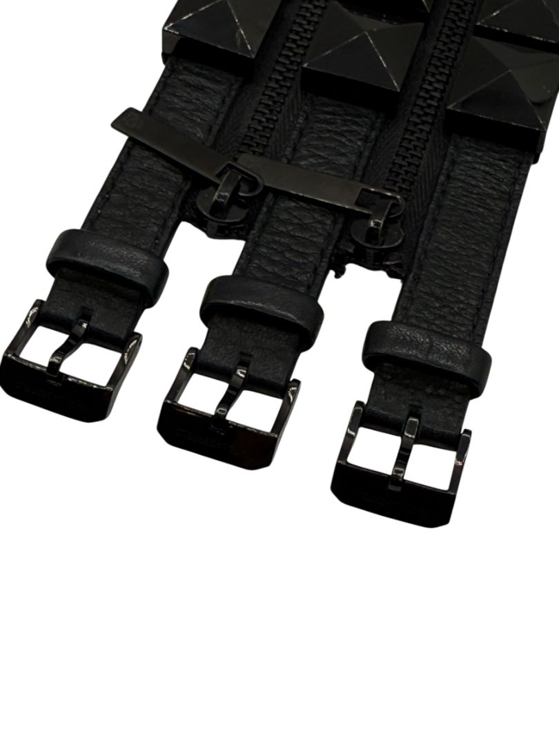 Karl Lagerfeld Black Zip Triple Strap Watch – Model KL2001