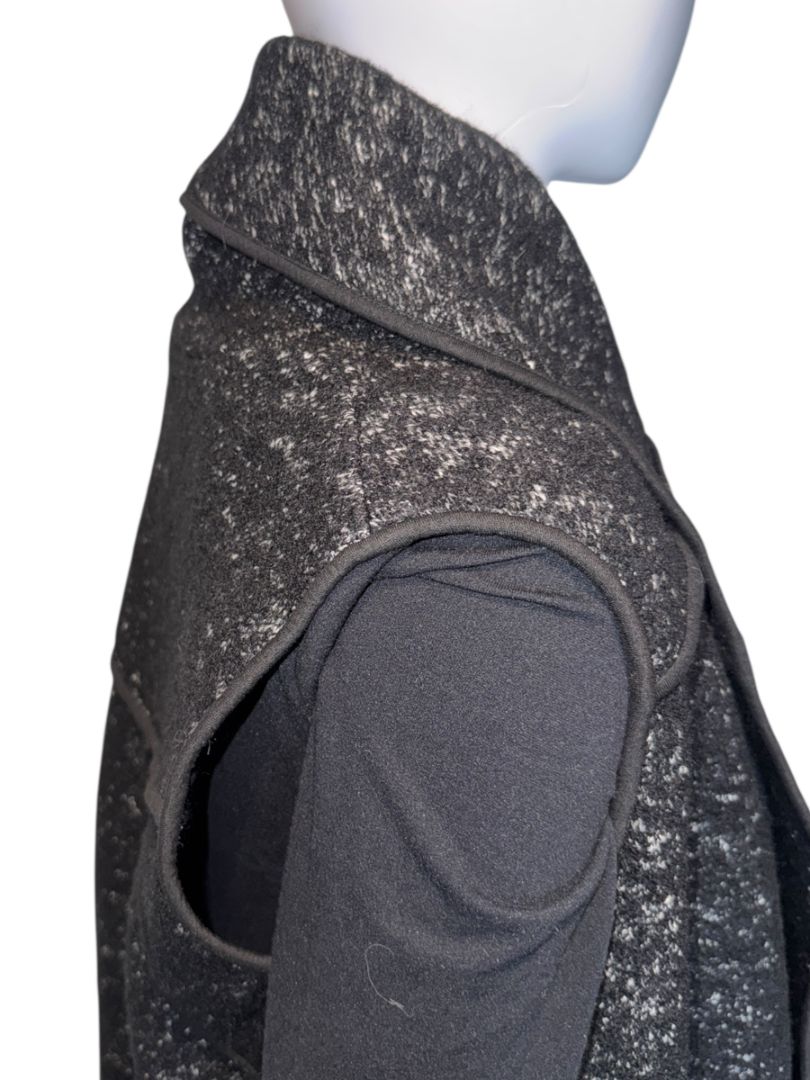 Donna Karan New York Black & White Wool Blend Sleeveless Open-Front Cardigan – Size S