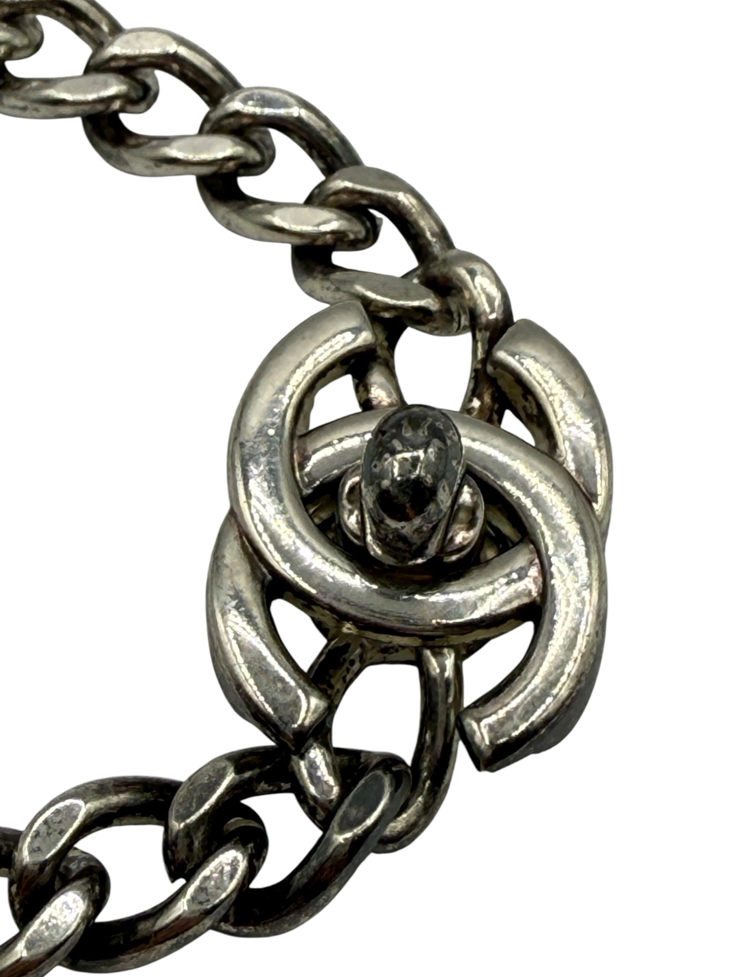 CHANEL Vintage 1996 Silver-Tone CC Turn Lock Chain Necklace