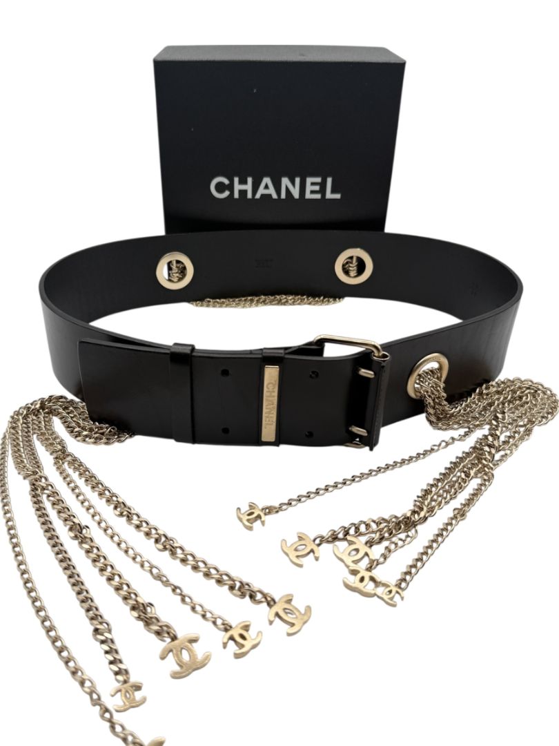 Chanel Spring 2008 Black Leather Gold Chain Accent Belt – Size 90/36