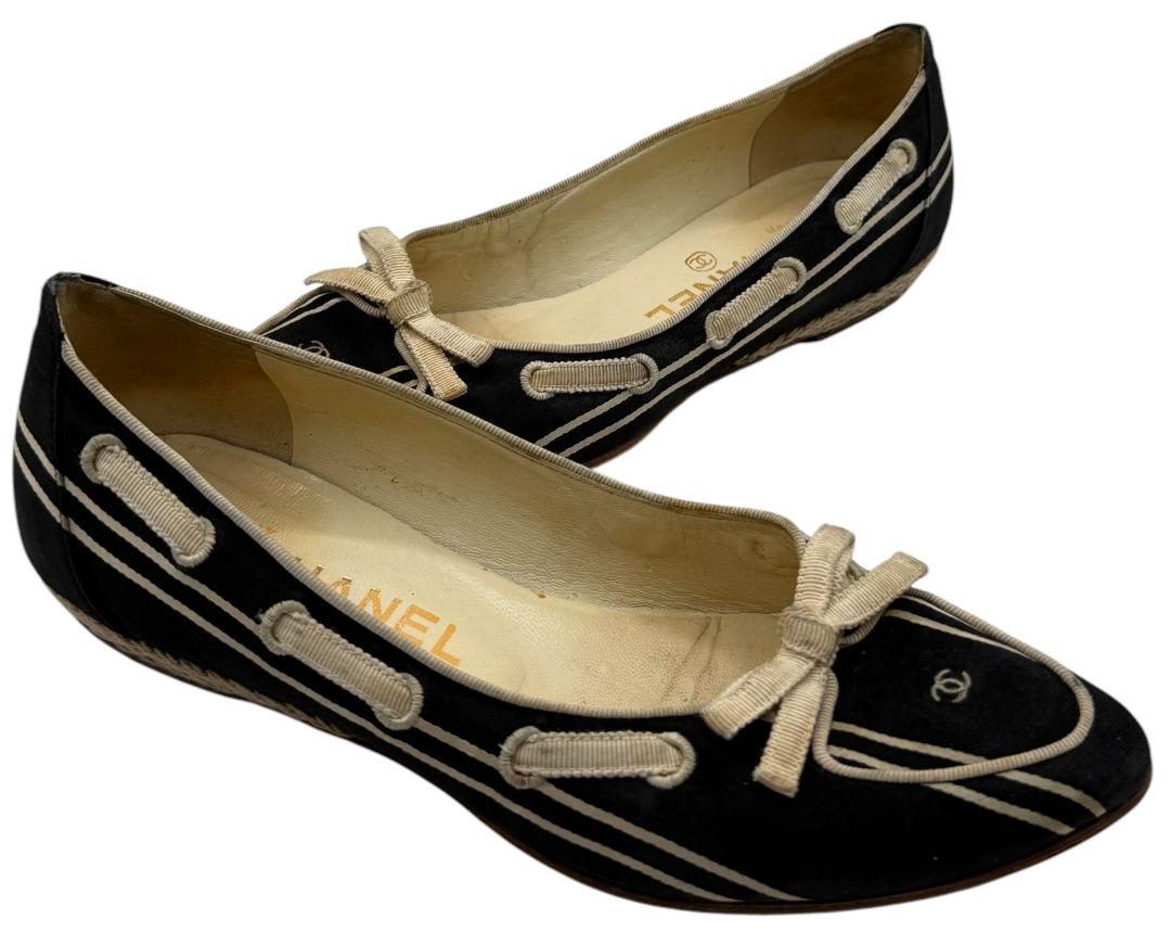 Chanel Black & Cream Canvas Logo Bow Espadrille Flats – Size 36 – Good Preowned Condition
