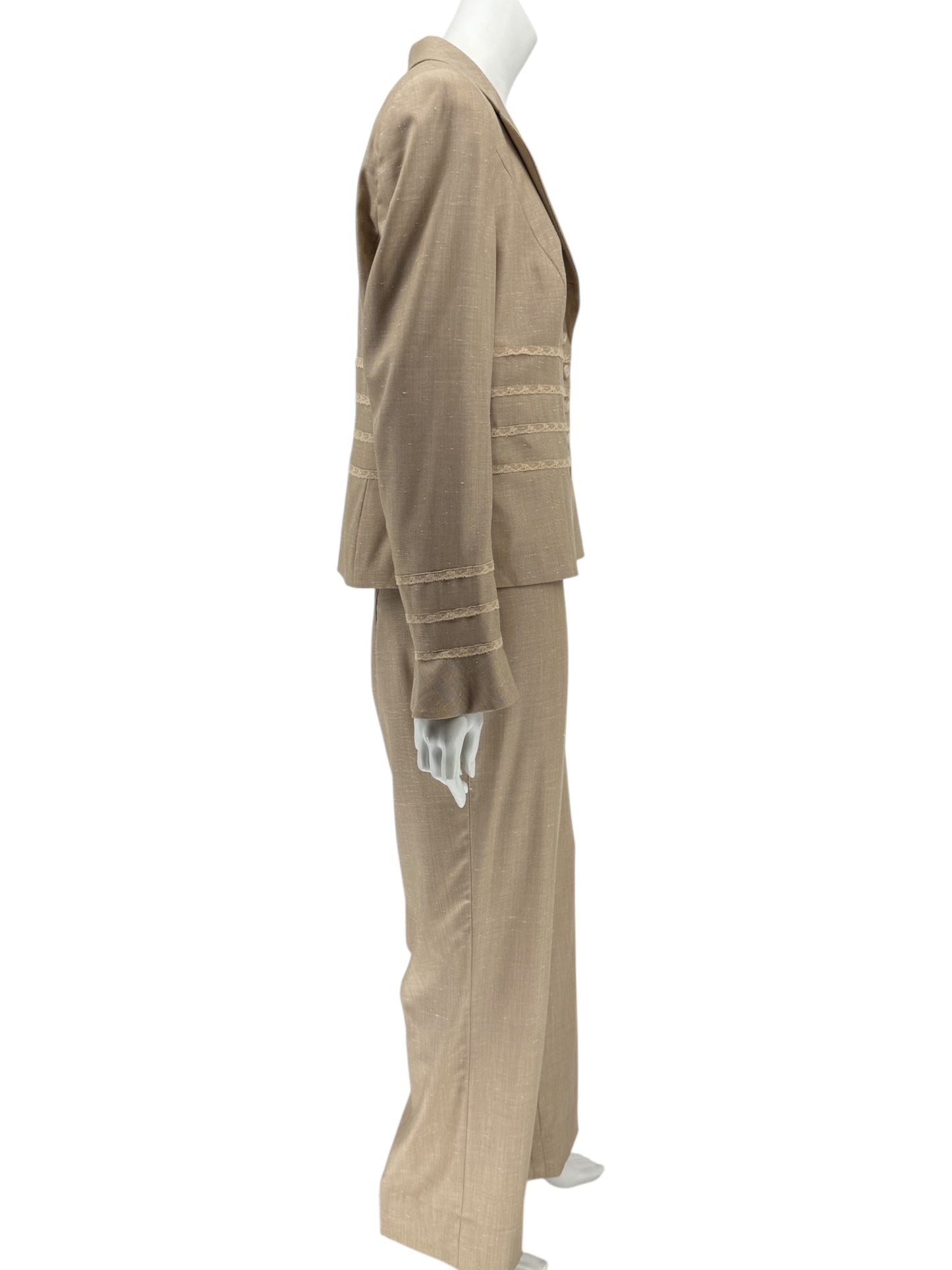 Escada Beige Wool-Silk Blend Two-Piece Suit – Size 42 (Blazer & Pants)