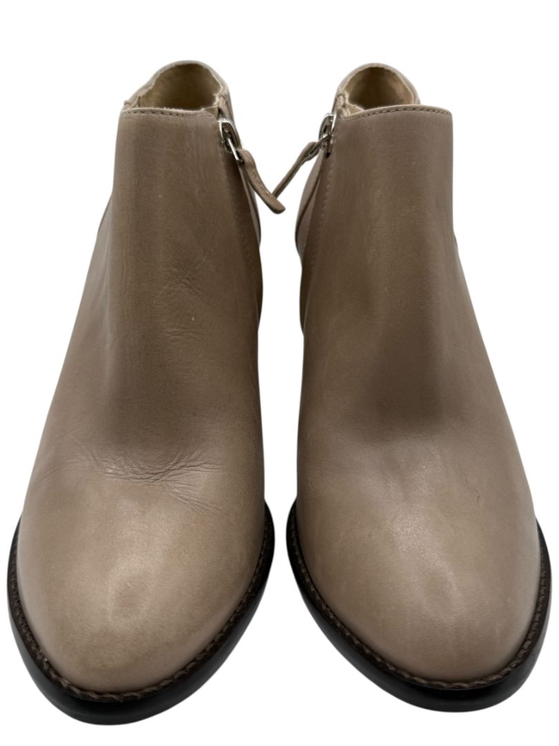 Elizabeth and James Taupe Leather Ankle Booties – Size 8.5B
