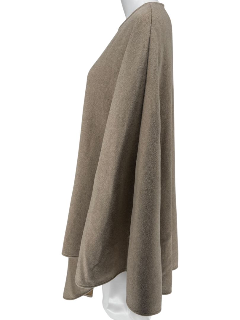 Max Mara 100% Cashmere Cape in Camel - O/S