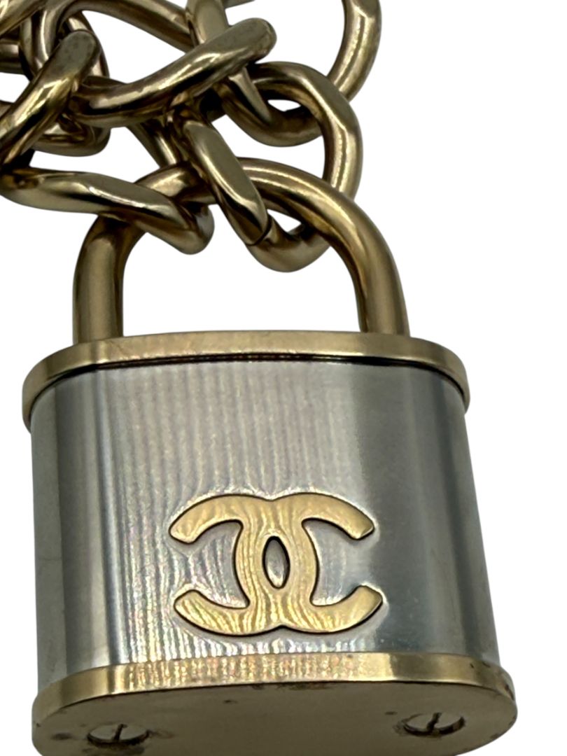 CHANEL Fall 2014 Oversized Padlock Necklace – Excellent Pre-Owned Condition