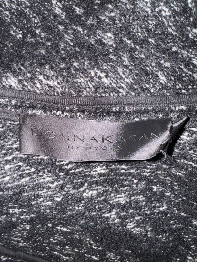 Donna Karan New York Black & White Wool Blend Sleeveless Open-Front Cardigan – Size S