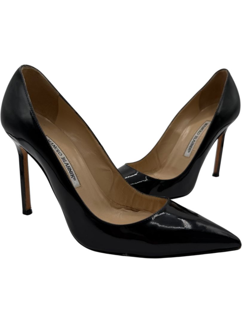 Manolo Blahnik Black Patent Leather Classic Pumps – Size 39