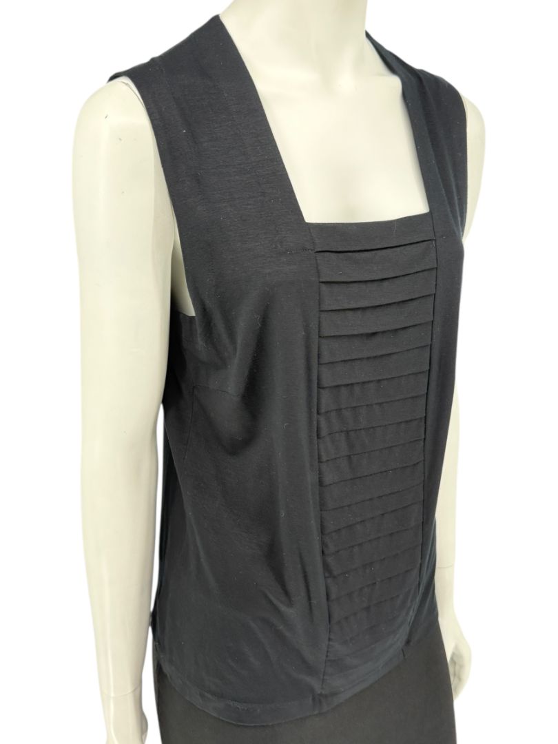 Akris Punto Black Modal-Blend Pleated Front Sleeveless Top – Size US 14