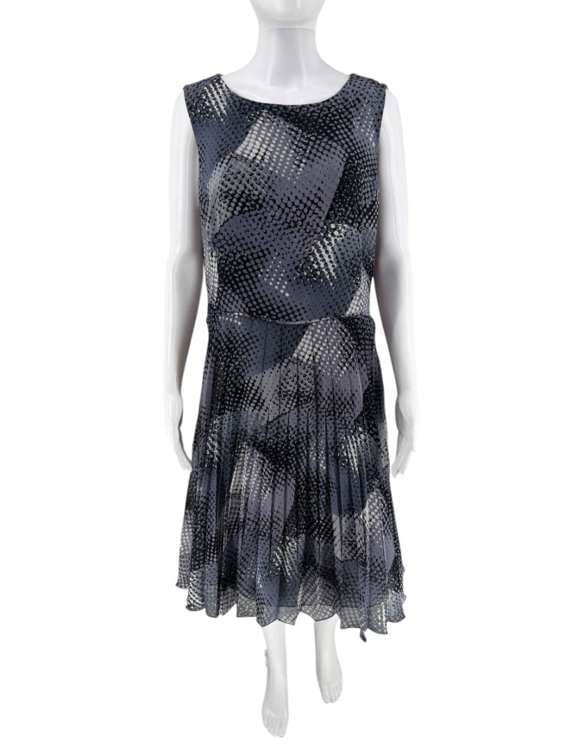 Armani Collezioni Grey & Black Abstract Dot Pleated Dress – Size 12 / IT 48