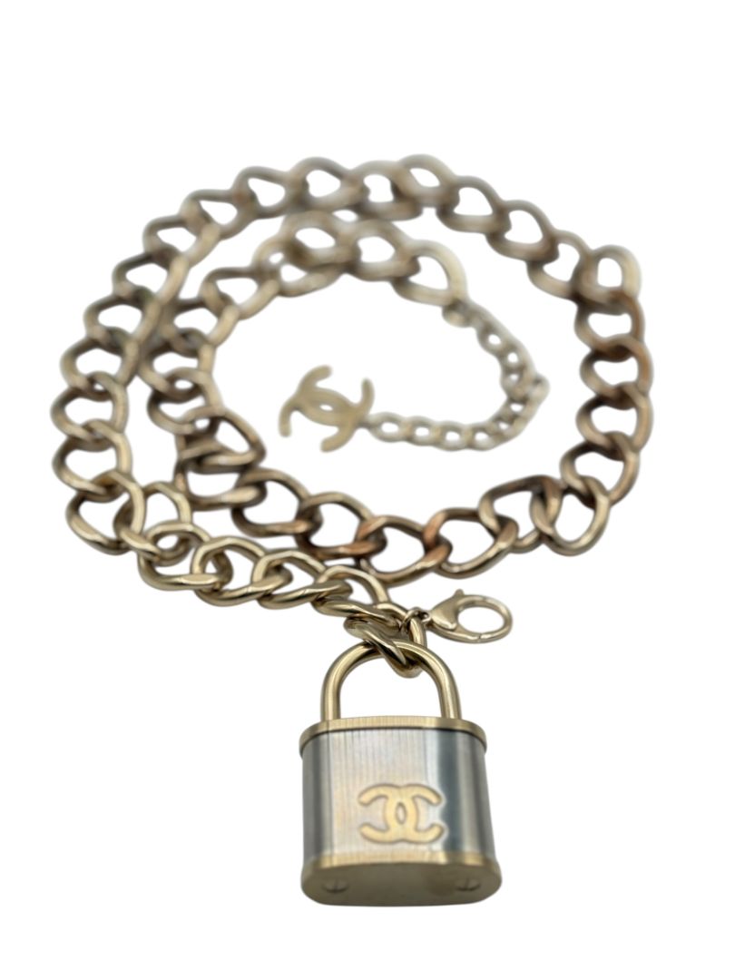 CHANEL Fall 2014 Oversized Padlock Chain-Link Belt