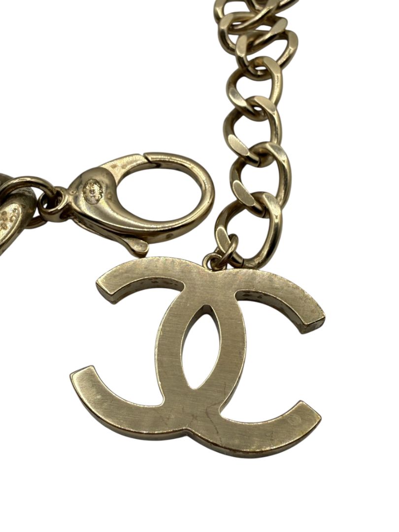 CHANEL Fall 2014 Oversized Padlock Necklace – Excellent Pre-Owned Condition