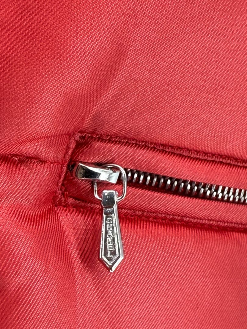 Chanel 2009 Paris Moscow Métiers d’Art Red Silk Puffer Bomber Jacket - Size 44