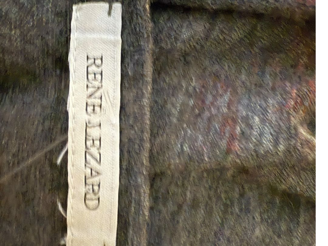 René Lezard Charcoal Gray V-Neck Knit Top – Large