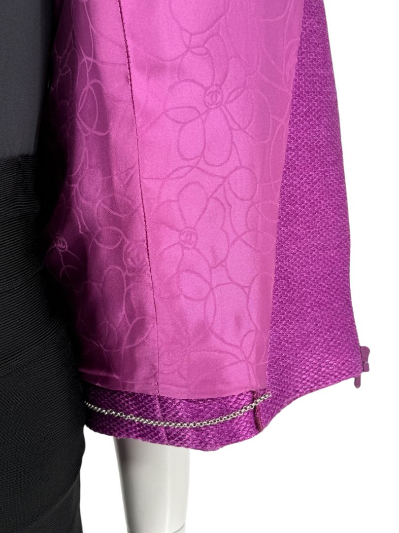 Chanel Fuchsia Textured Cotton-Blend Jacket – Size 42