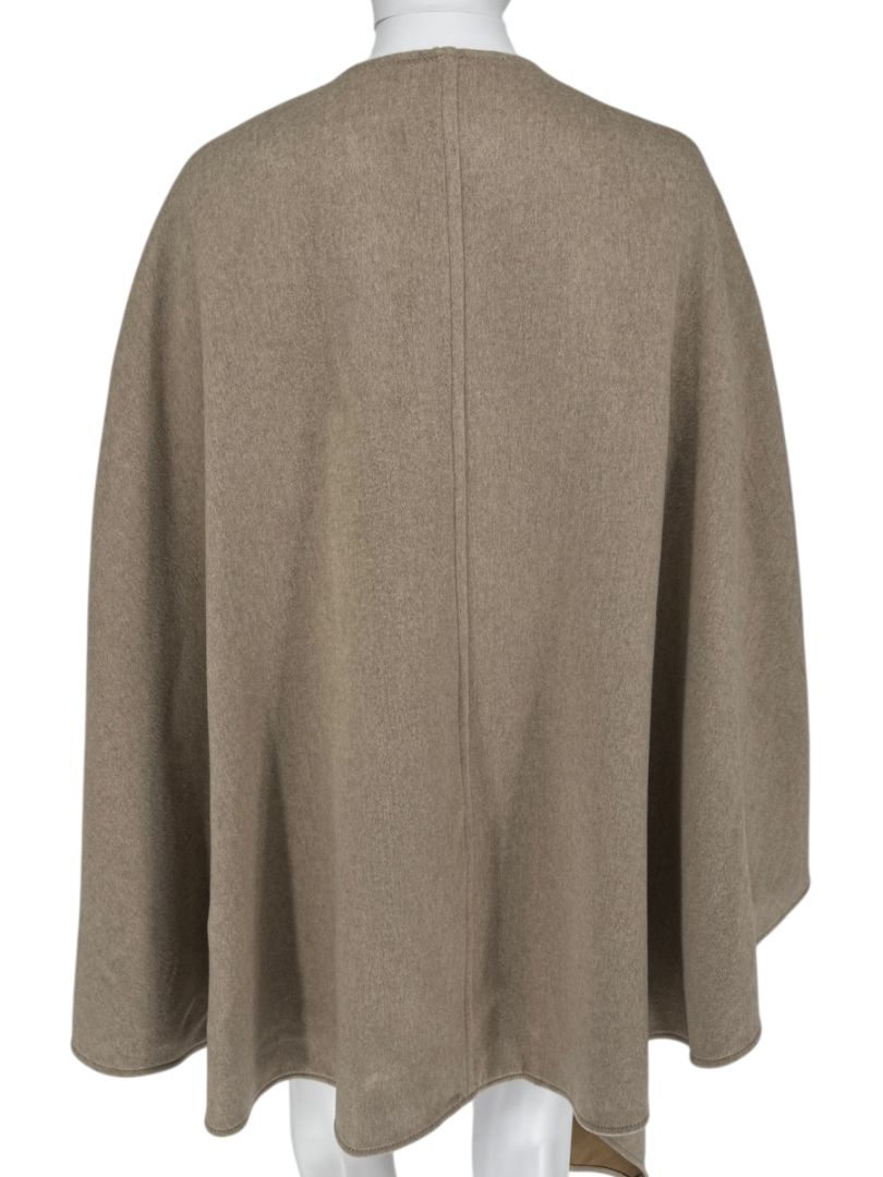 Max Mara 100% Cashmere Cape in Camel - O/S