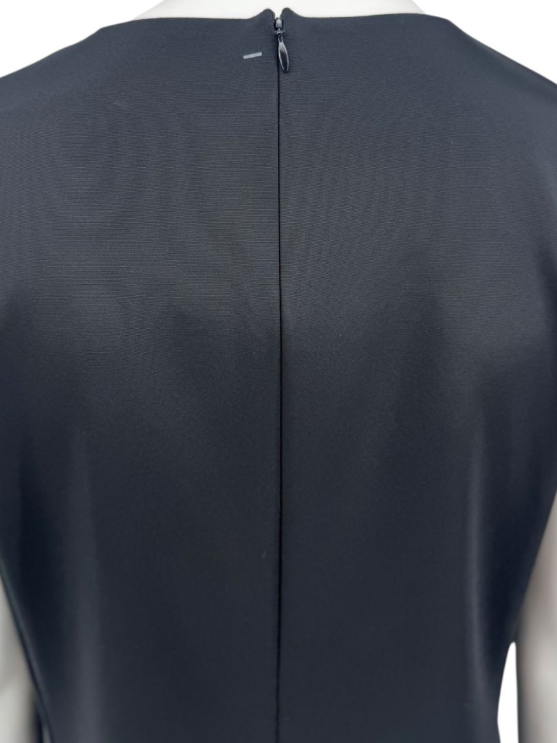 Pamella Roland Black Pearl-Trim Sleeve Handkerchief Hem Dress – Large