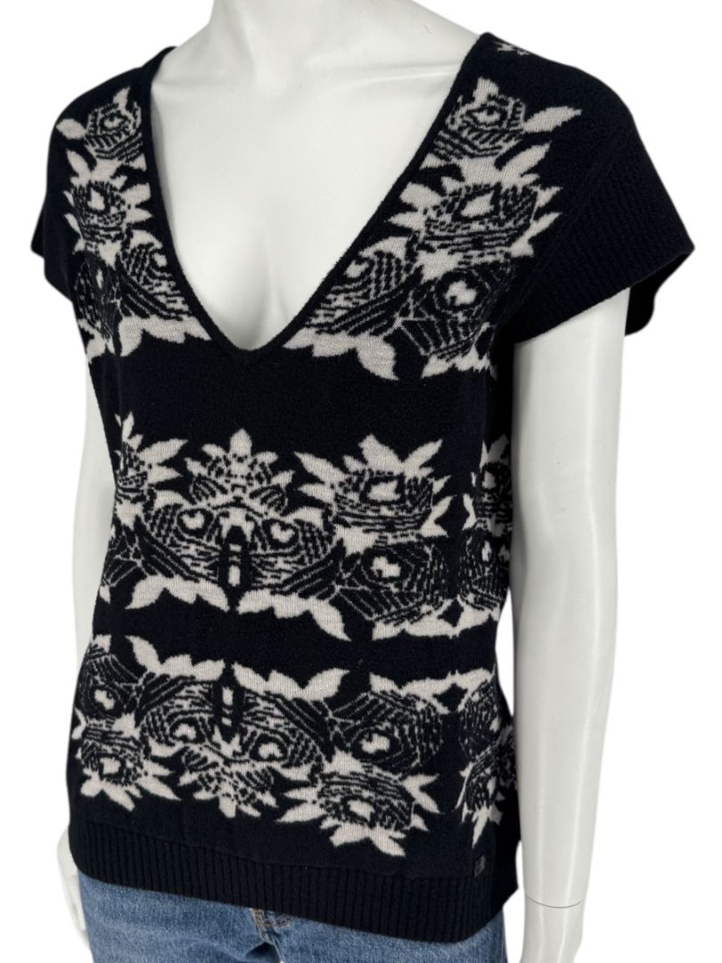Chanel Black & Ivory Wool-Blend Deep V-Neck Sweater – Size FR 44