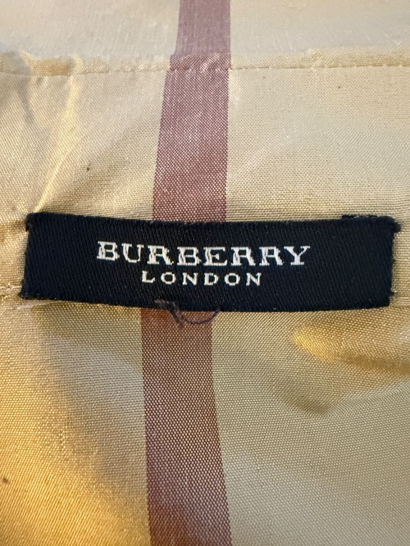 Burberry London Women’s Beige Nova Check Silk Blazer – Size XL