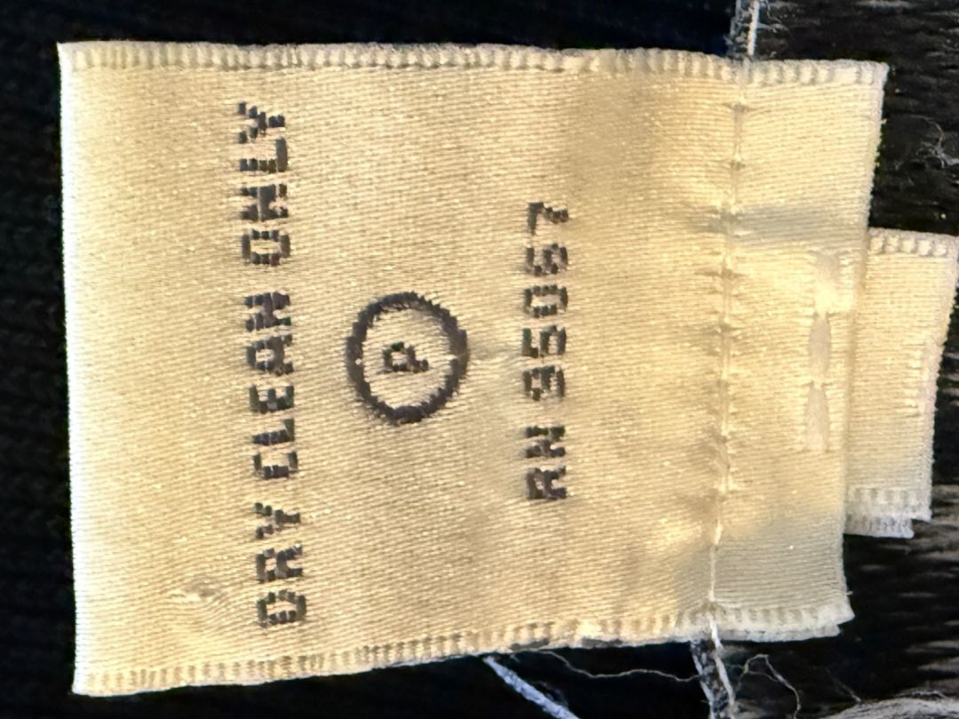 Oscar Navy Rayon-Nylon Knit Cardigan – Size L