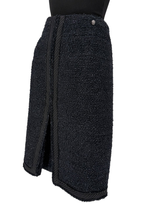 Chanel Black Bouclé A-Line Skirt with Grosgrain Trim – Size FR 46