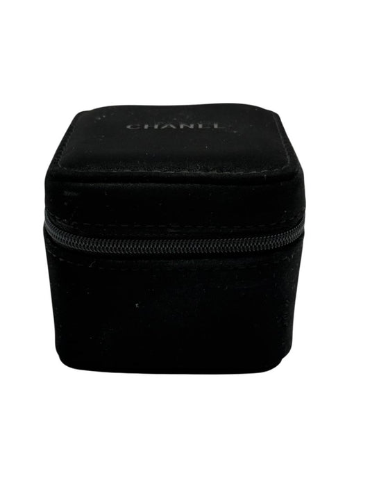 Chanel Black Travel Jewelry & Watch Case – Suede Zip Cube