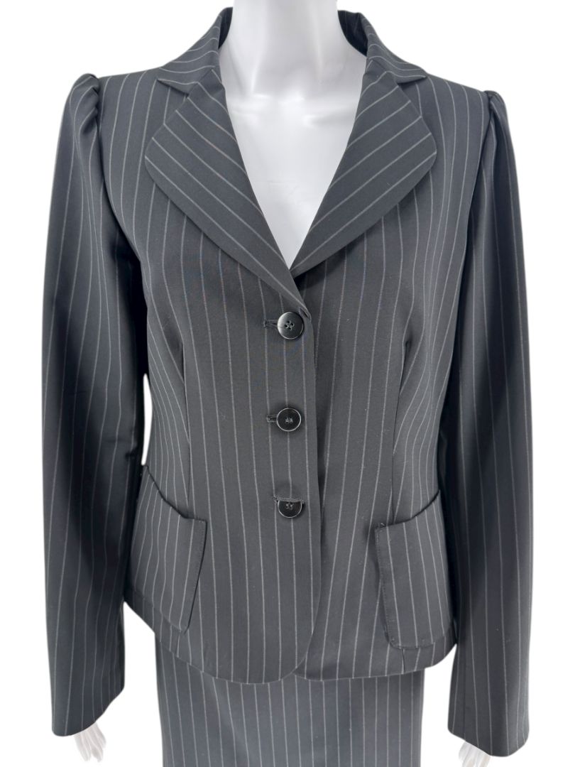 Armani Collezioni Charcoal Pinstripe 3-Piece Suit – Size 12