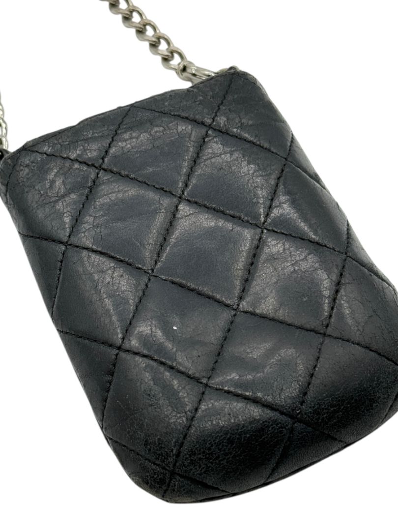 Chanel Vintage Black Quilted Leather Cell Phone Holder – Silver-Tone Hardware