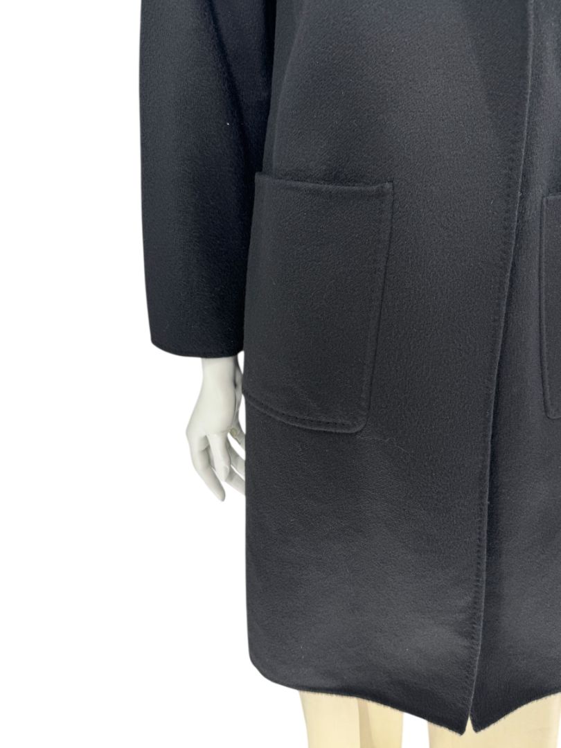Max Mara Women’s Black 100% Wool “Cucito a Mano” Coat – Size 4