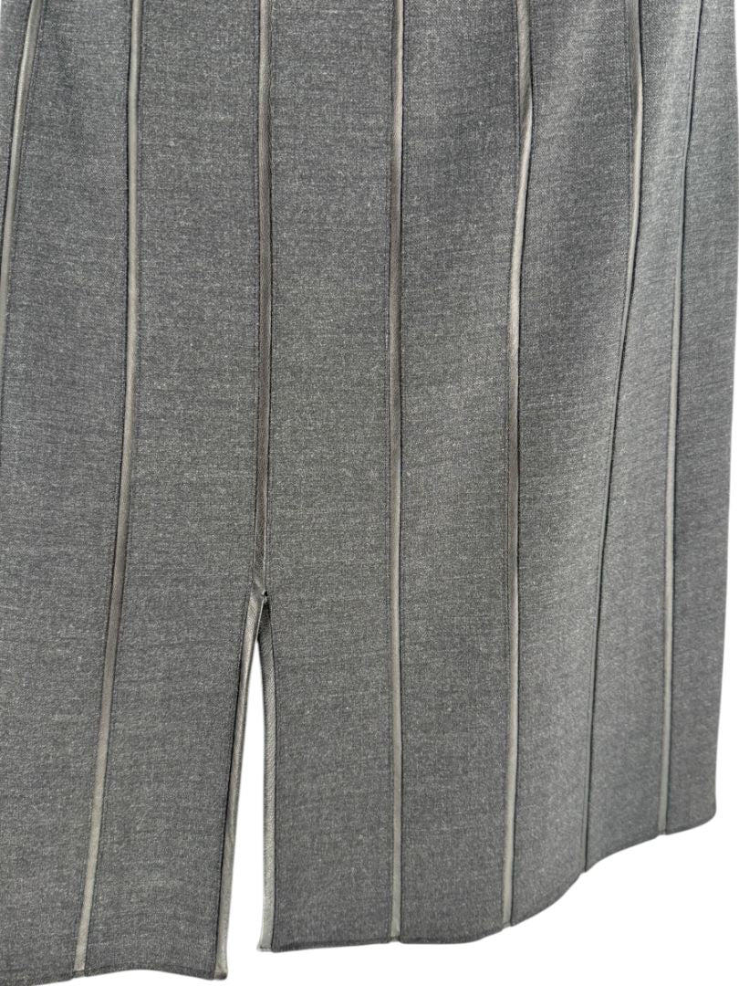 Armani Collezioni Charcoal Gray Wool-Blend Pencil Skirt – Size 10 / IT 46