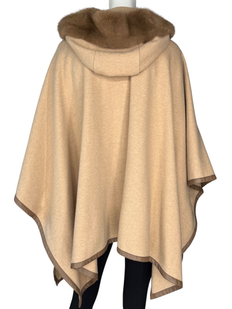 Agnona Camel Cashmere Cape with Fur Trim & Hood – One Size- NEW