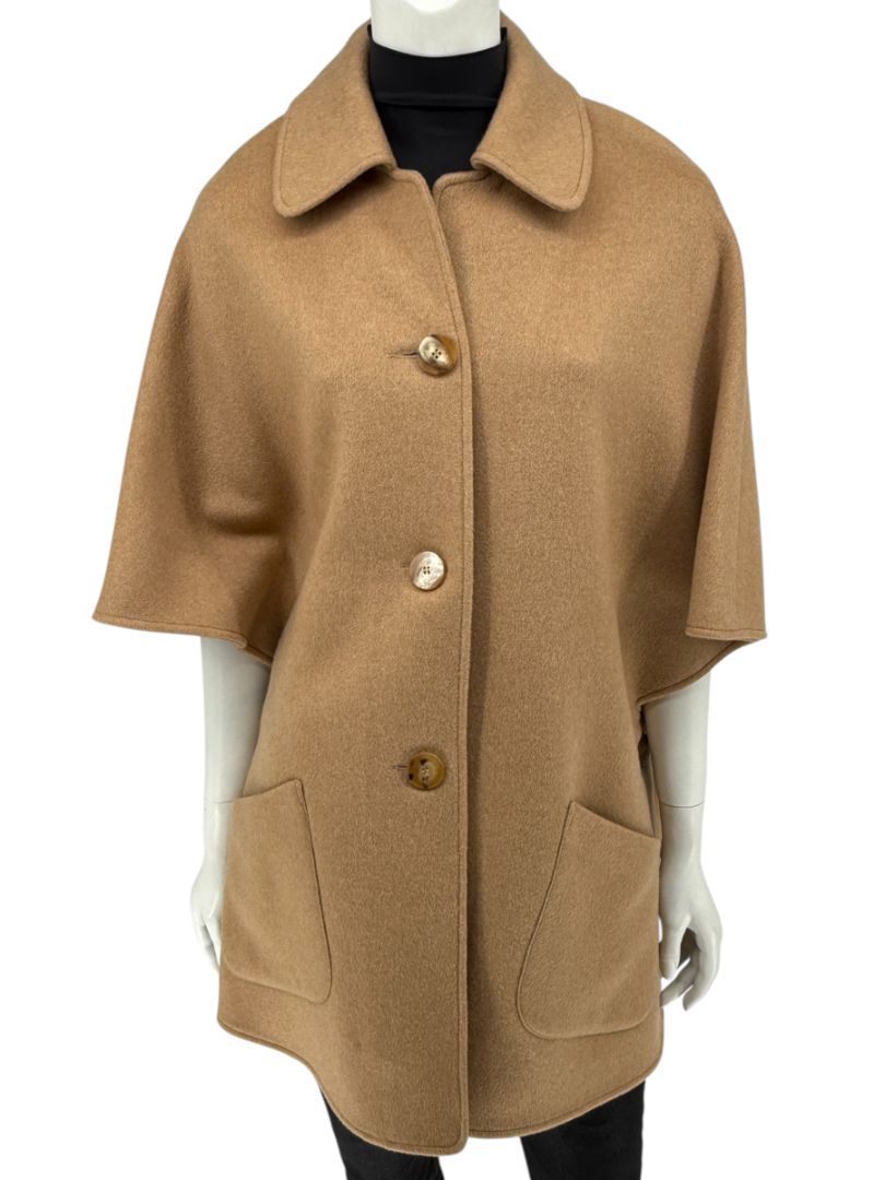Pamella Roland Camel Wool Cape Style Jacket with Buttons – O/S