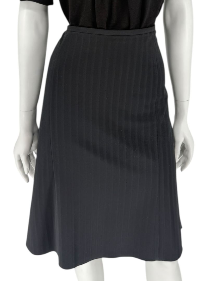 Armani Collezioni Charcoal Pinstripe Flounce-Hem Skirt – Size 12 (IT 48)