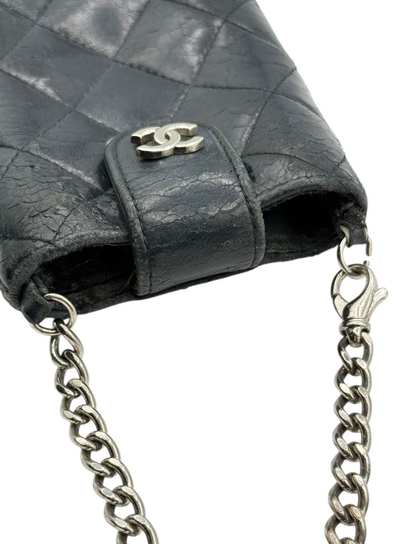 Chanel Vintage Black Quilted Leather Cell Phone Holder – Silver-Tone Hardware