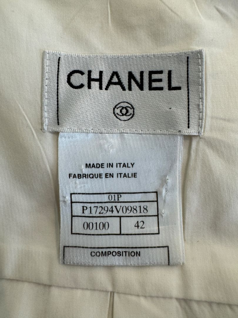 Chanel Ivory Zip-Front Cotton Blouse – Size 42